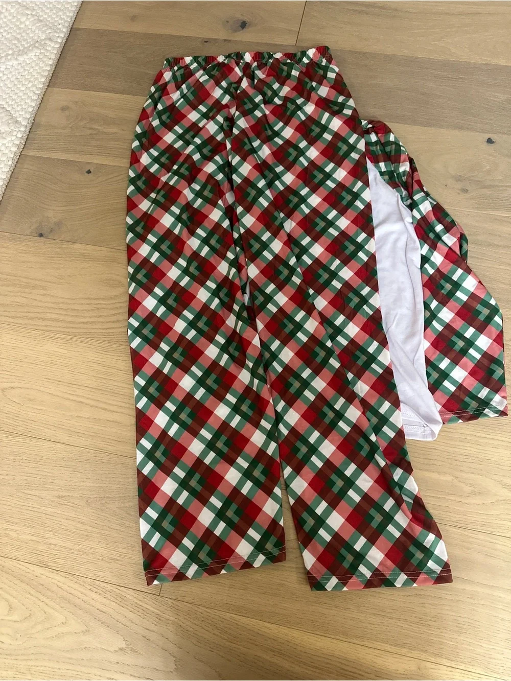 Women's Christmas Plaid Pajama Set with Holiday Elf Graphic